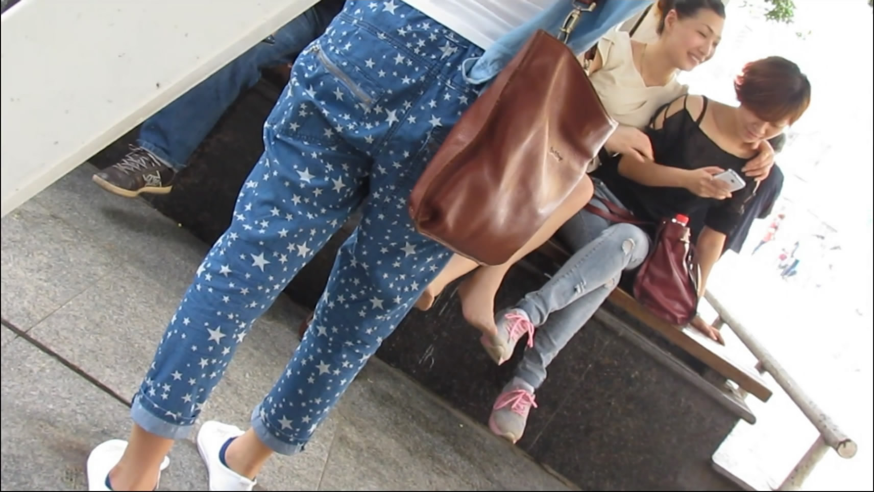streetsnapnylon[00 00 56][20181202 233229 4]